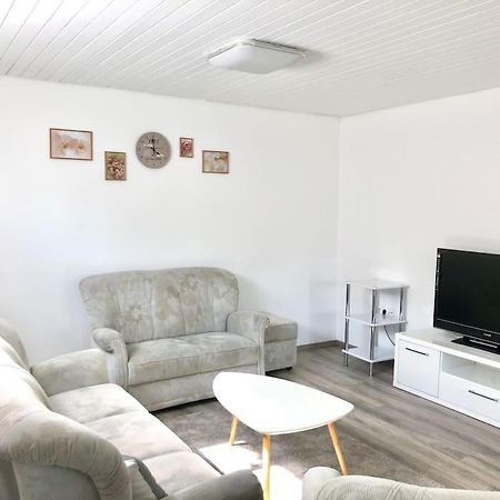 Schoene Ferienwohnung Direkt Am Neckar Deißlingen Exterior foto